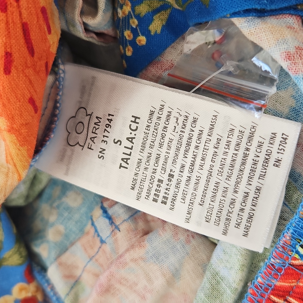 Farm Rio Romper - Picture 10 of 10